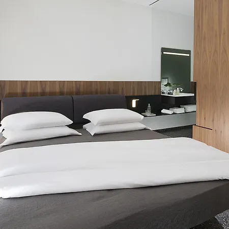 Royal Bissolati Hotell 4*