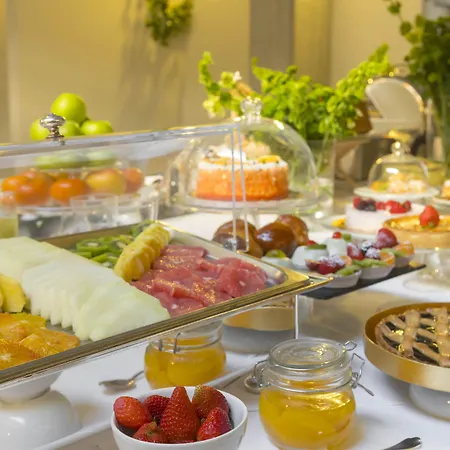 Royal Bissolati Hotell 4*