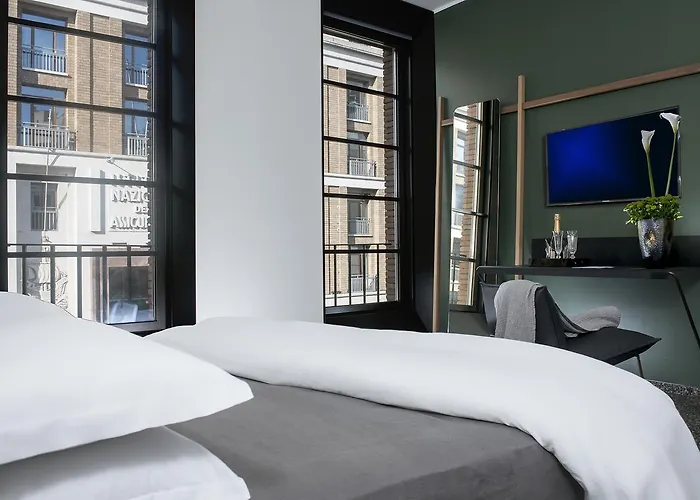 Royal Bissolati Hotel 4*