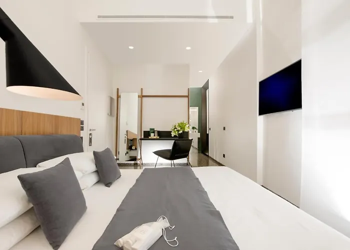 Royal Bissolati Hotel